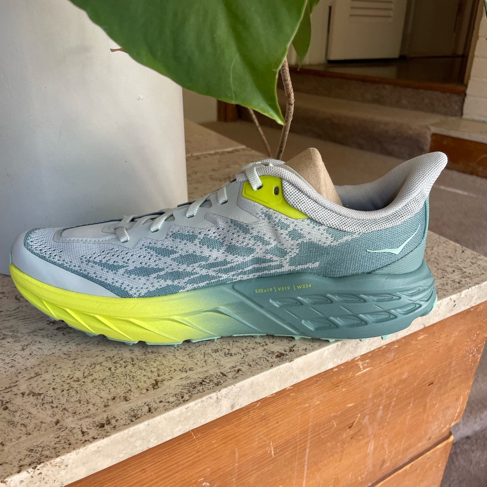 NIB Hoka Women’s Speedgoat 5 Size 10B